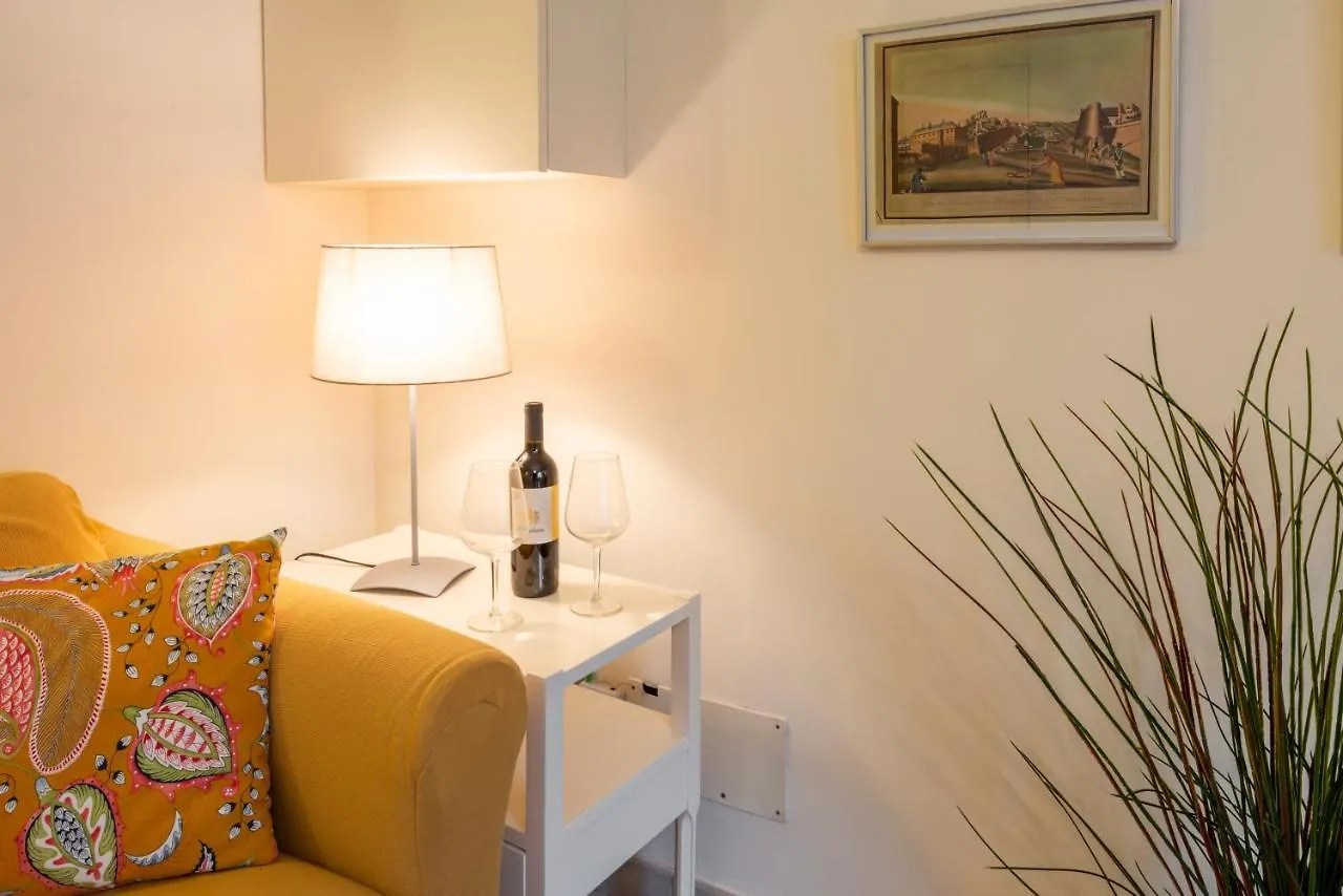 Apartamento Coni Zugna, 34 - A Pochi Minuti Da Malpensa E Linate Milão